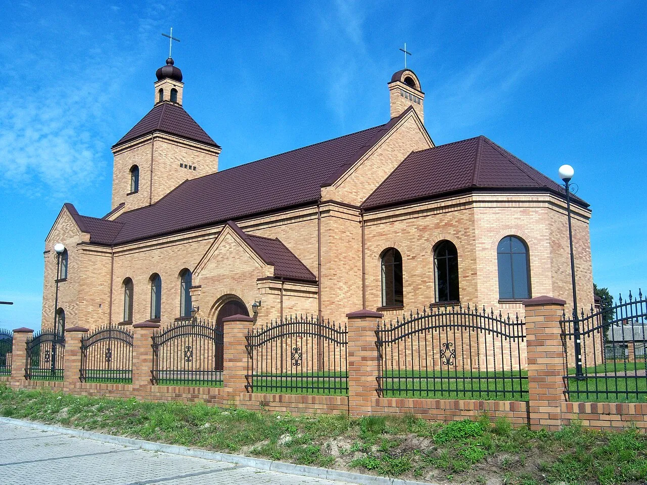 Kościół - Parafia św. Jakuba Ap.