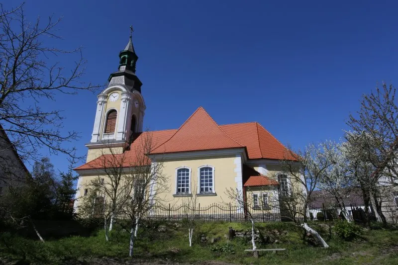 Parafia Najświętszego Serca Pana Jezusa - zdjęcie 2