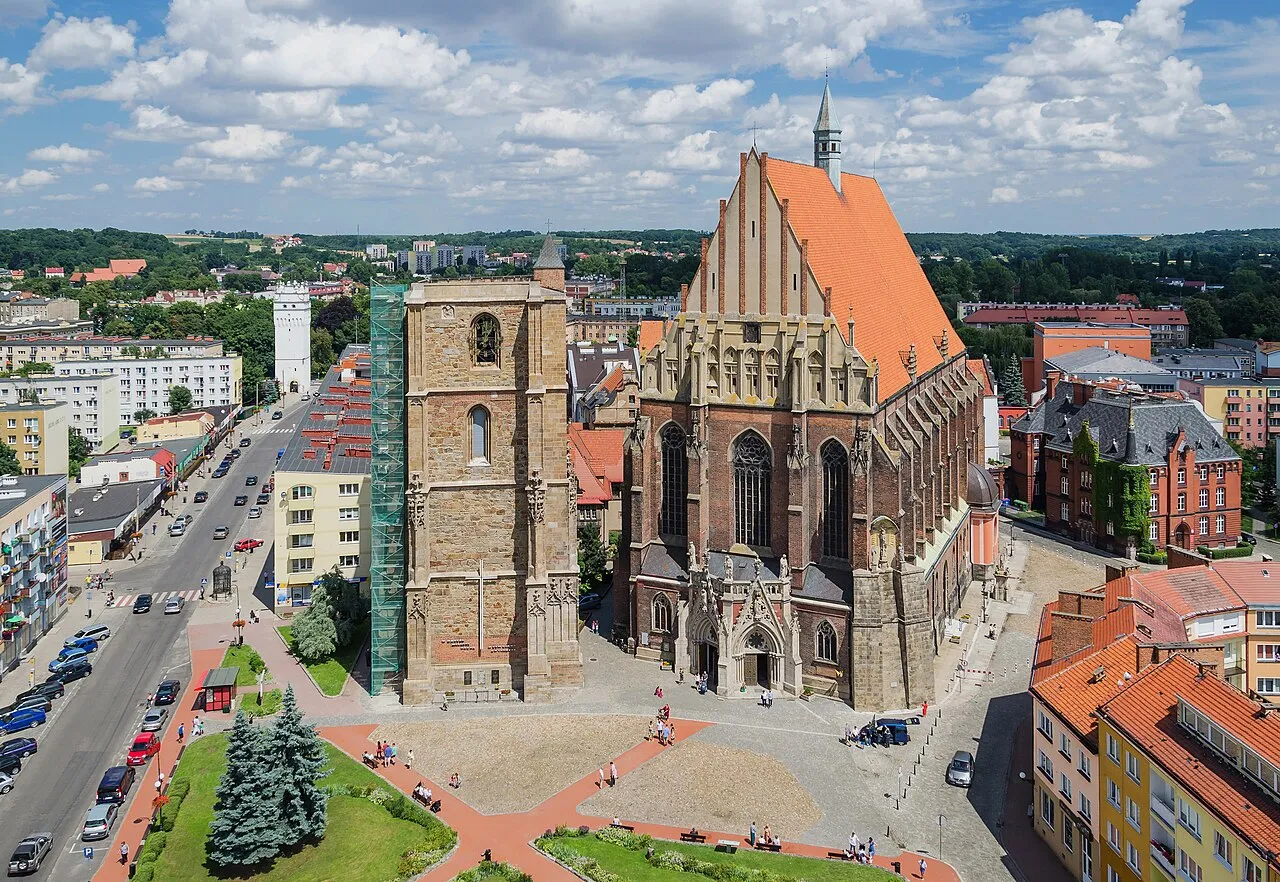 Kościół - Parafia św. Jakuba Apostoła i św. Agnieszki