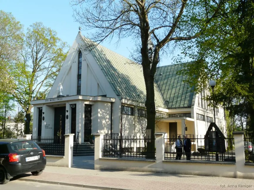 Kościół - Parafia św. Jana Ap. i Ewangelisty