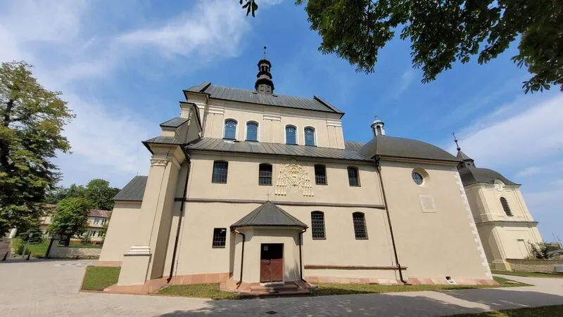 Kościół - Parafia św. Jana Chrzciciela i Jana Ewangelisty