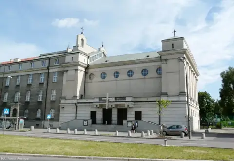Kościół: Parafia św. Jana Kantego, Warszawa