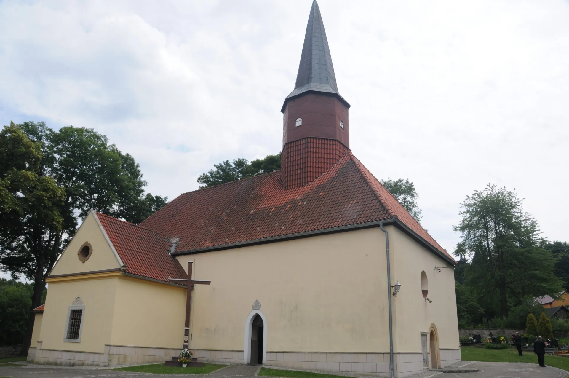 Parafia św. Jana Nepomucena - zdjęcie 2