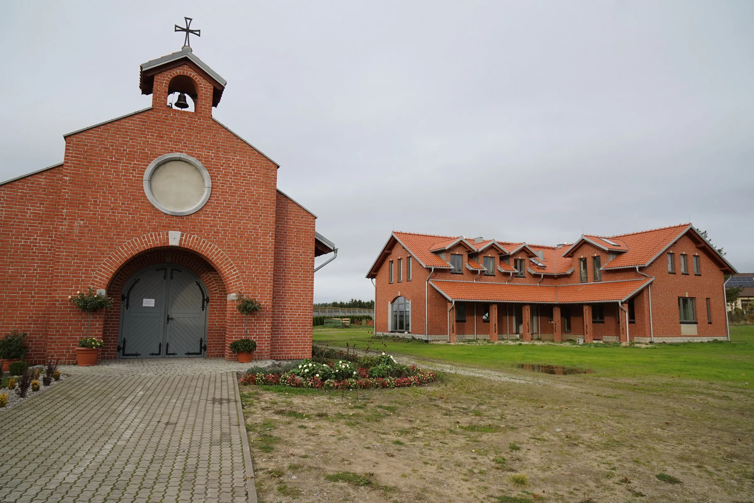 Parafia św. Jana Pawła II, Papieża - zdjęcie 3
