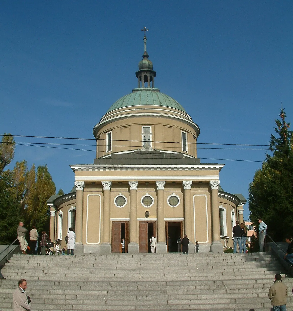 Kościół - Parafia św. Jana Vianney'a