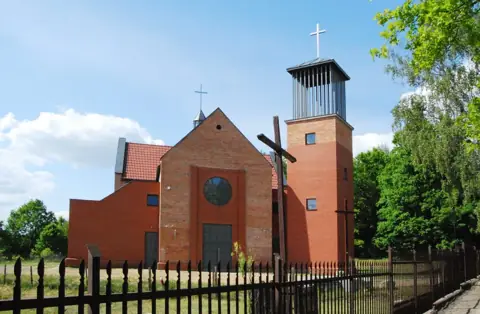 Kościół: Parafia św. Judy Tadeusza Apostoła, Łódź