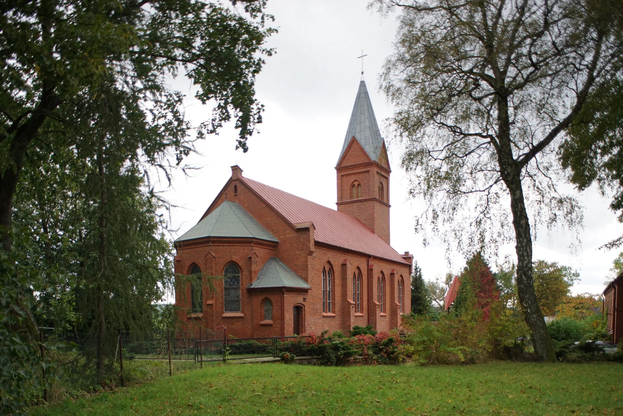 Parafia św. Józefa Oblubieńca NMP - zdjęcie 3