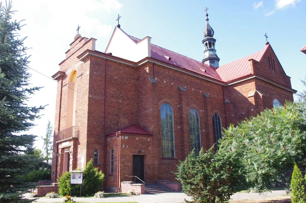 Kościół - Parafia św. Józefa Oblubieńca NMP