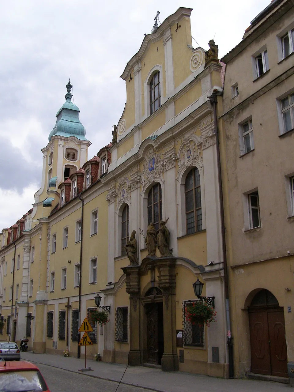 Kościół - Parafia św. Józefa Oblubieńca NMP