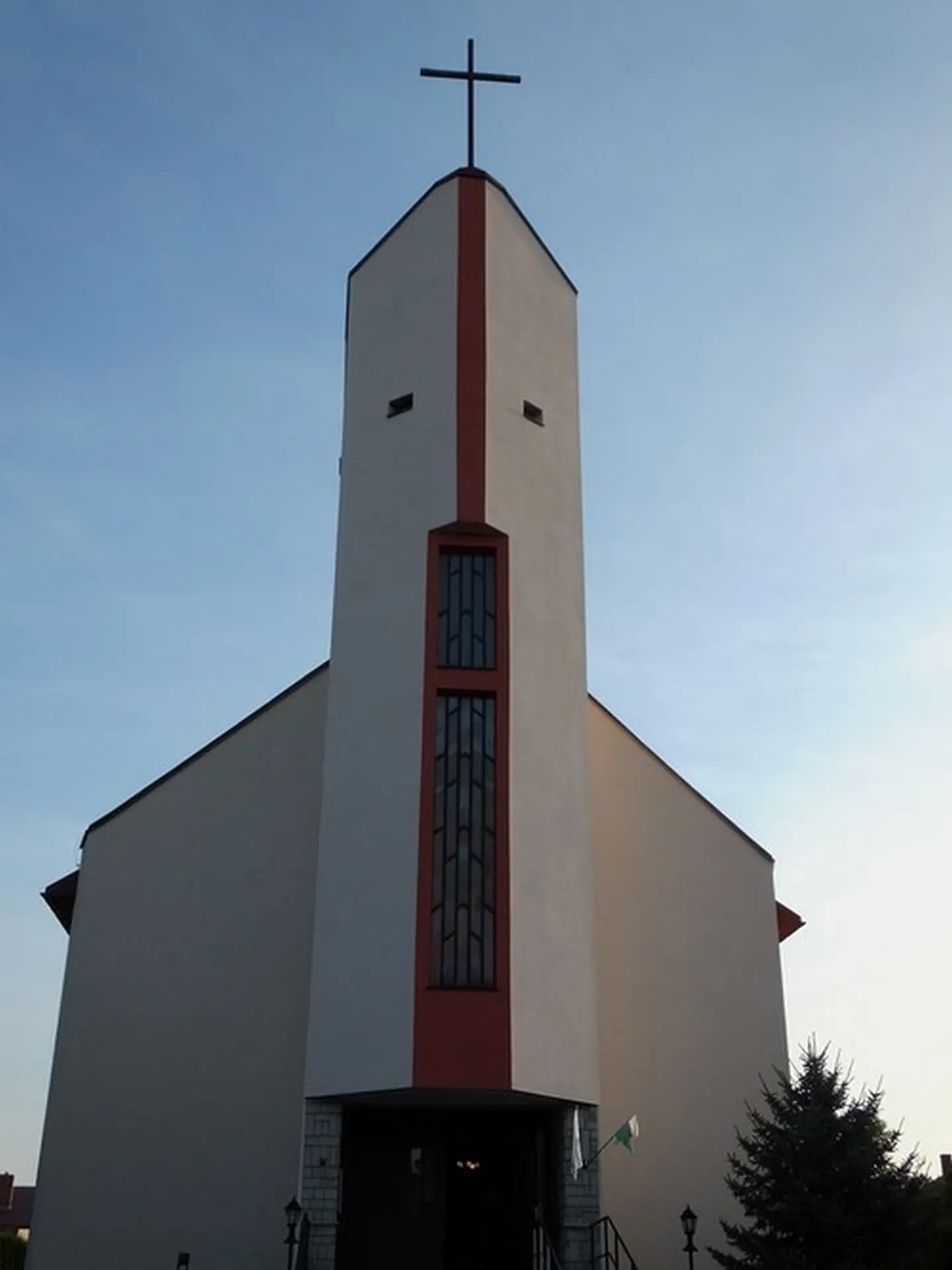 Kościół - Parafia św. Józefa Rzemieślnika