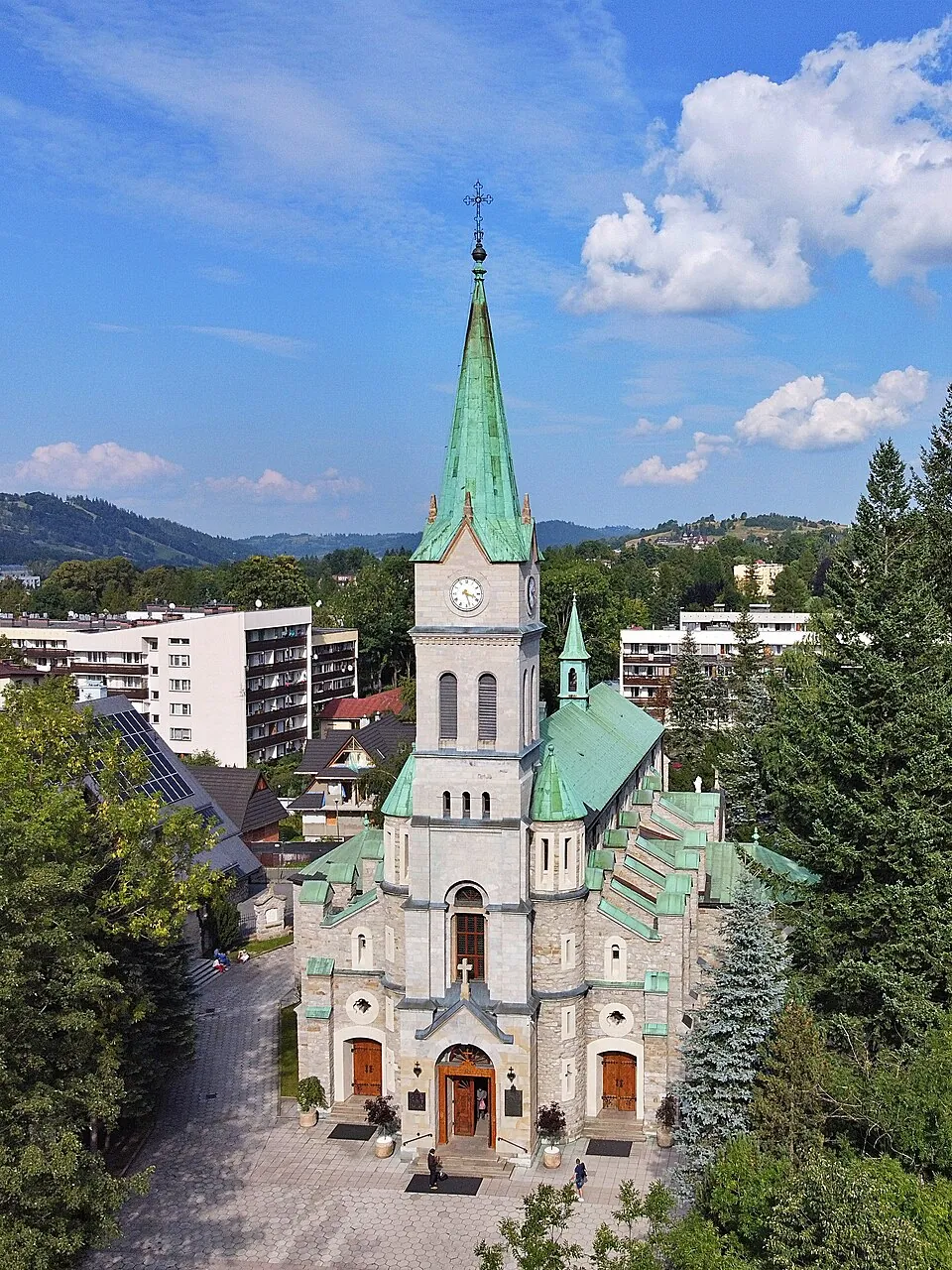Kościół - Parafia Najświętszej Rodziny