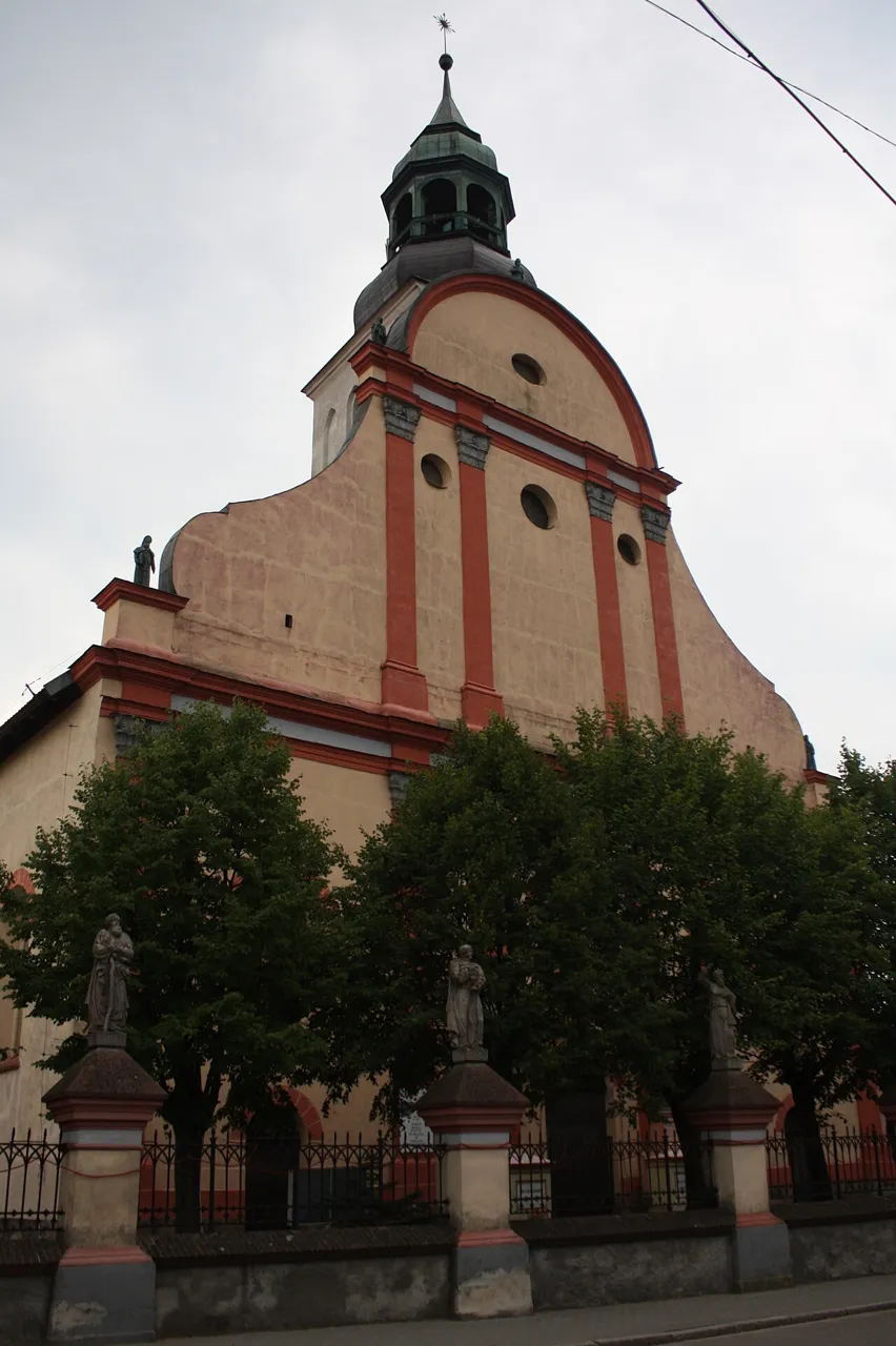 Kościół - Parafia św. Macieja Ap.
