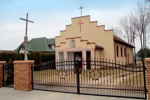 Kościół: Parafia św. Maksymiliana Kolbe, Góry Mokre
