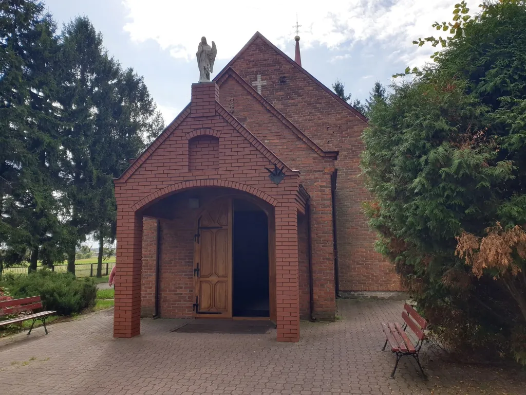 Kościół - Parafia św. Maksymiliana Kolbe