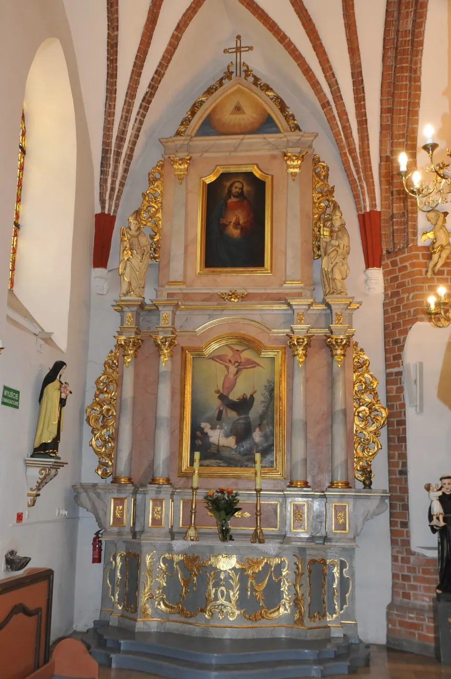 Parafia św. Mateusza - zdjęcie 6