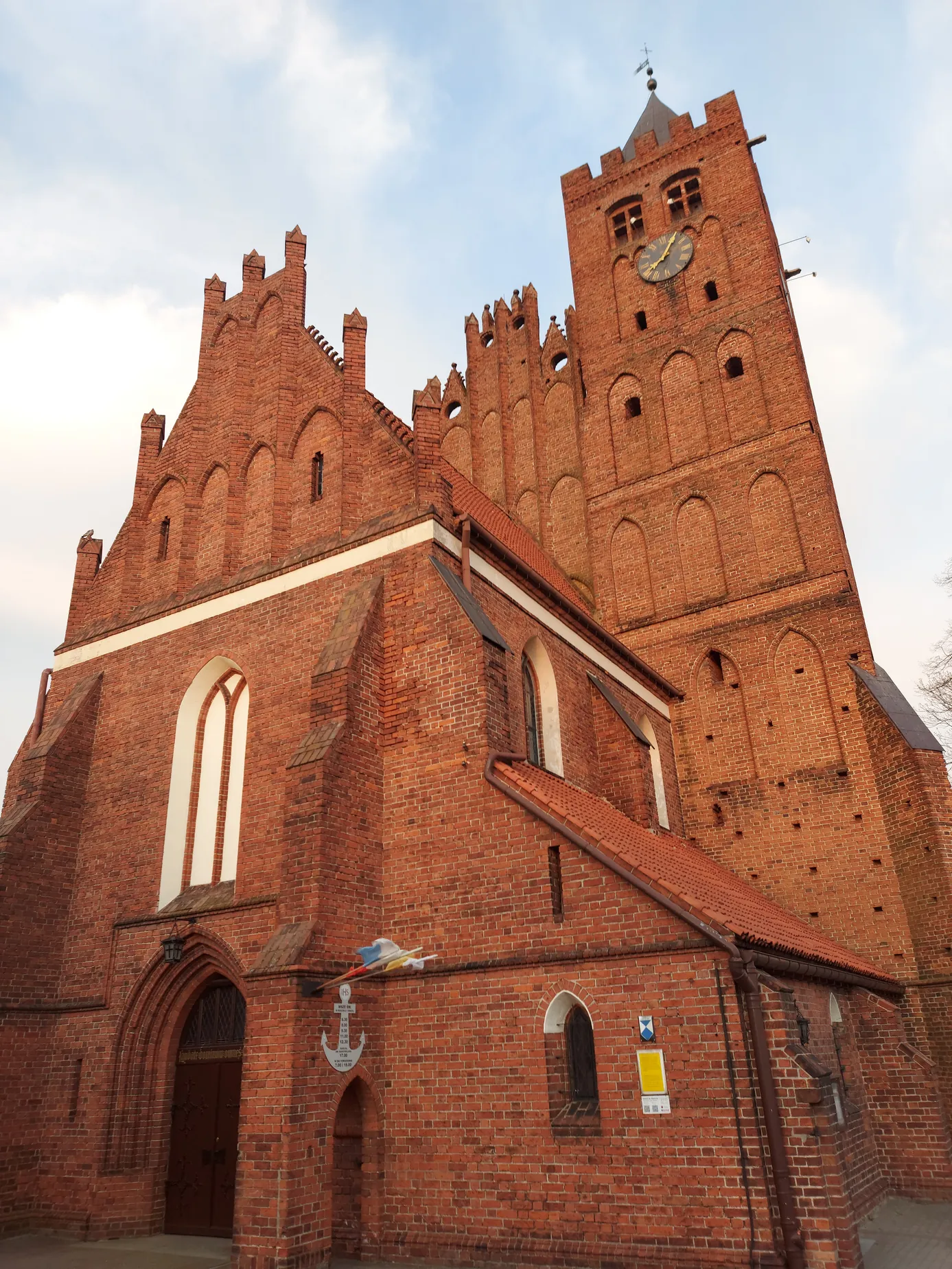 Parafia św. Mateusza Apostoła i Ewangelisty - zdjęcie 5