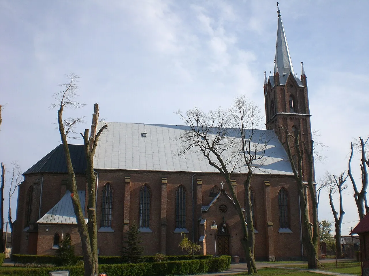 Kościół - Parafia Narodzenia NMP