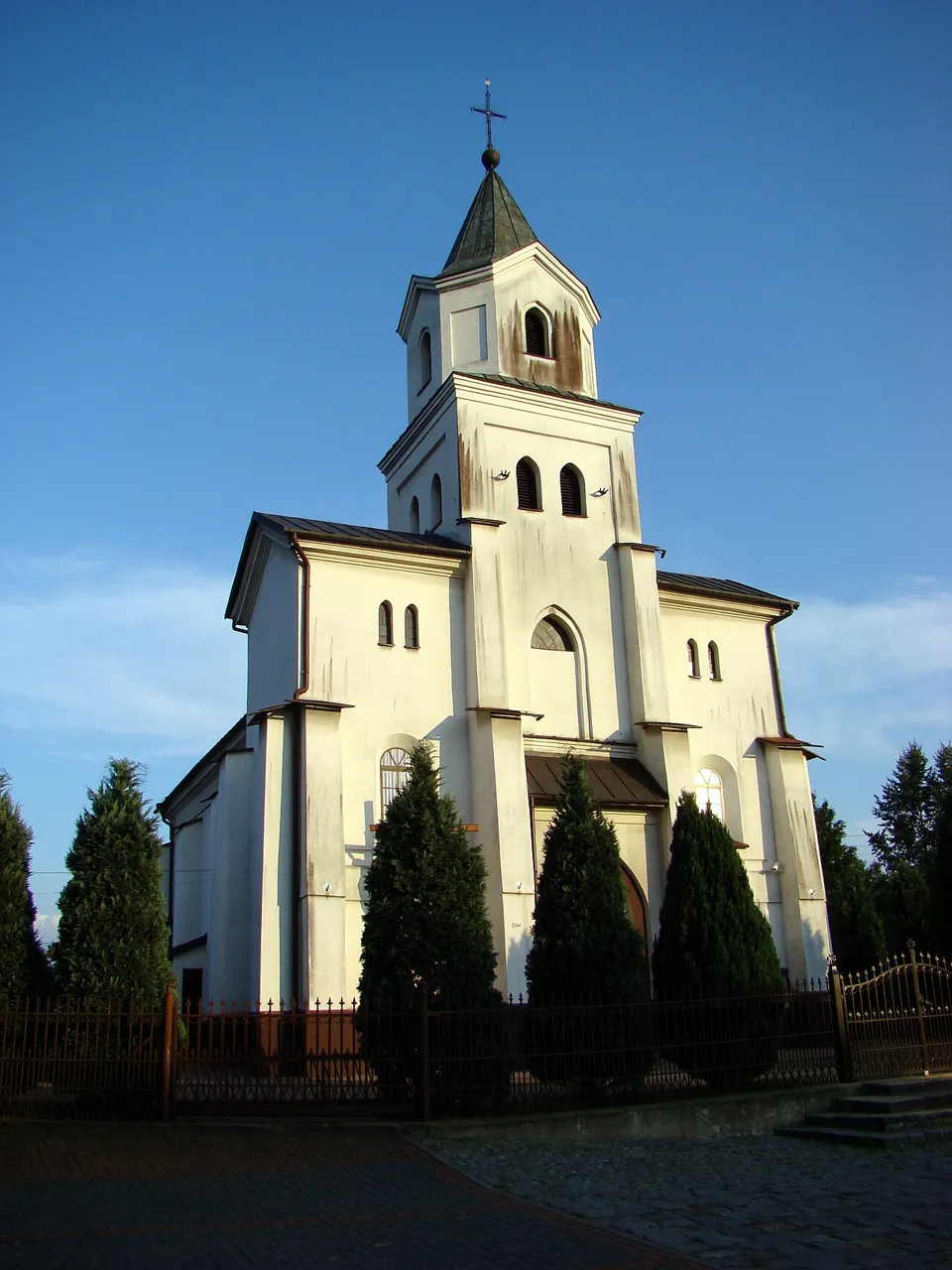 Kościół - Parafia św. Michała Archanioła