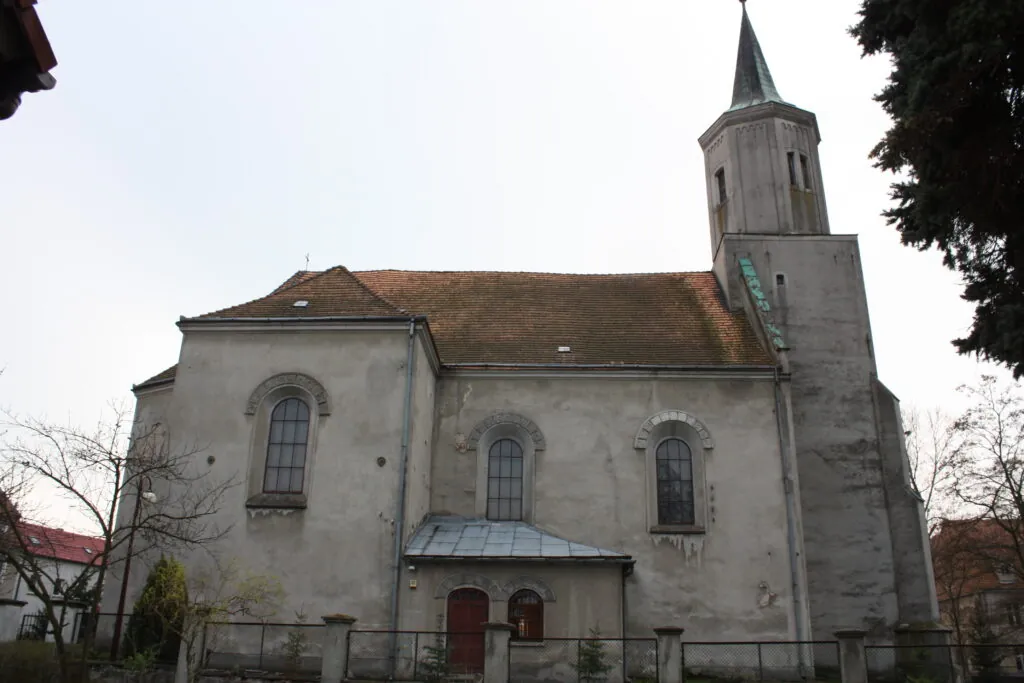 Kościół - Parafia św. Michała Archanioła