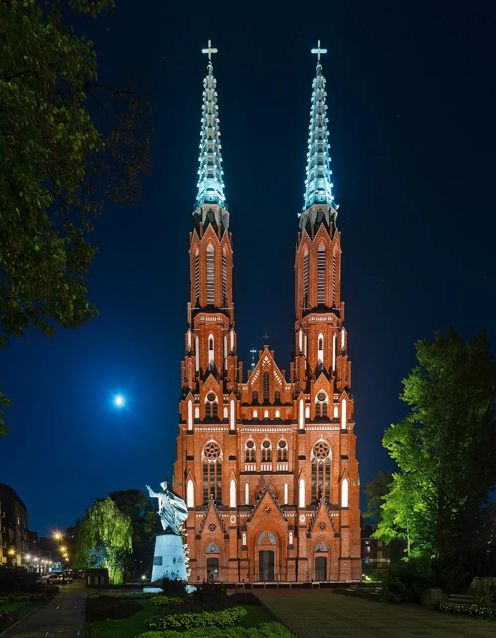 Kościół - Parafia św. Michała Archanioła i św. Floriana Męczennika