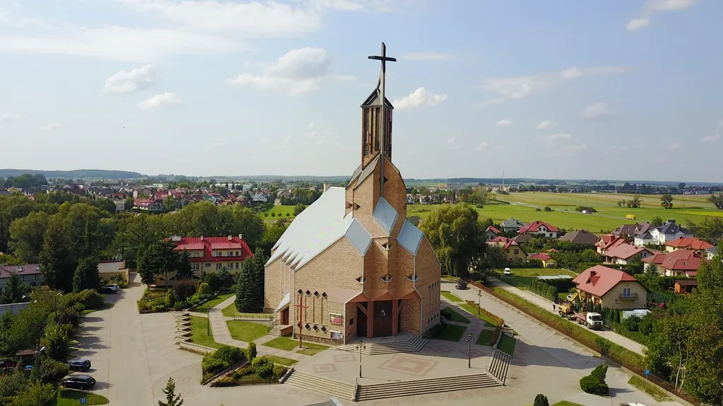 Kościół - Parafia św. Piotra Apostoła