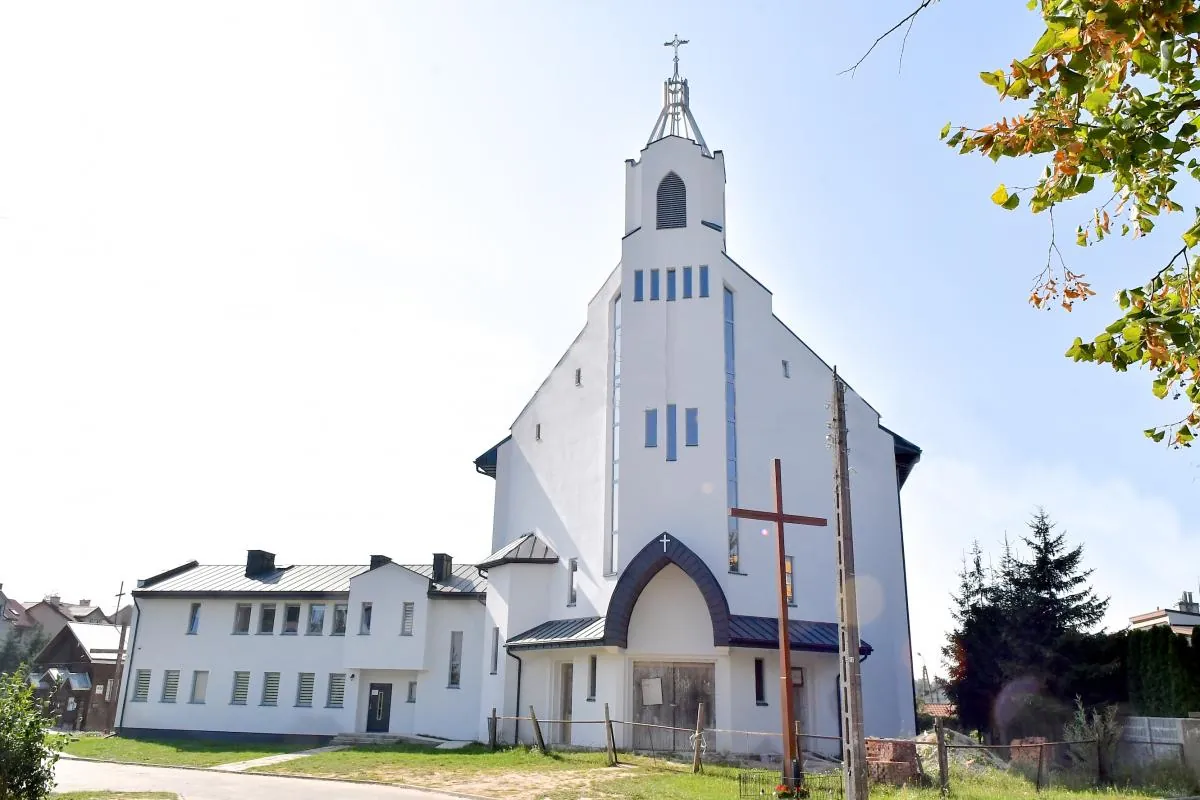 Kościół - Parafia św. Rafała Kalinowskiego