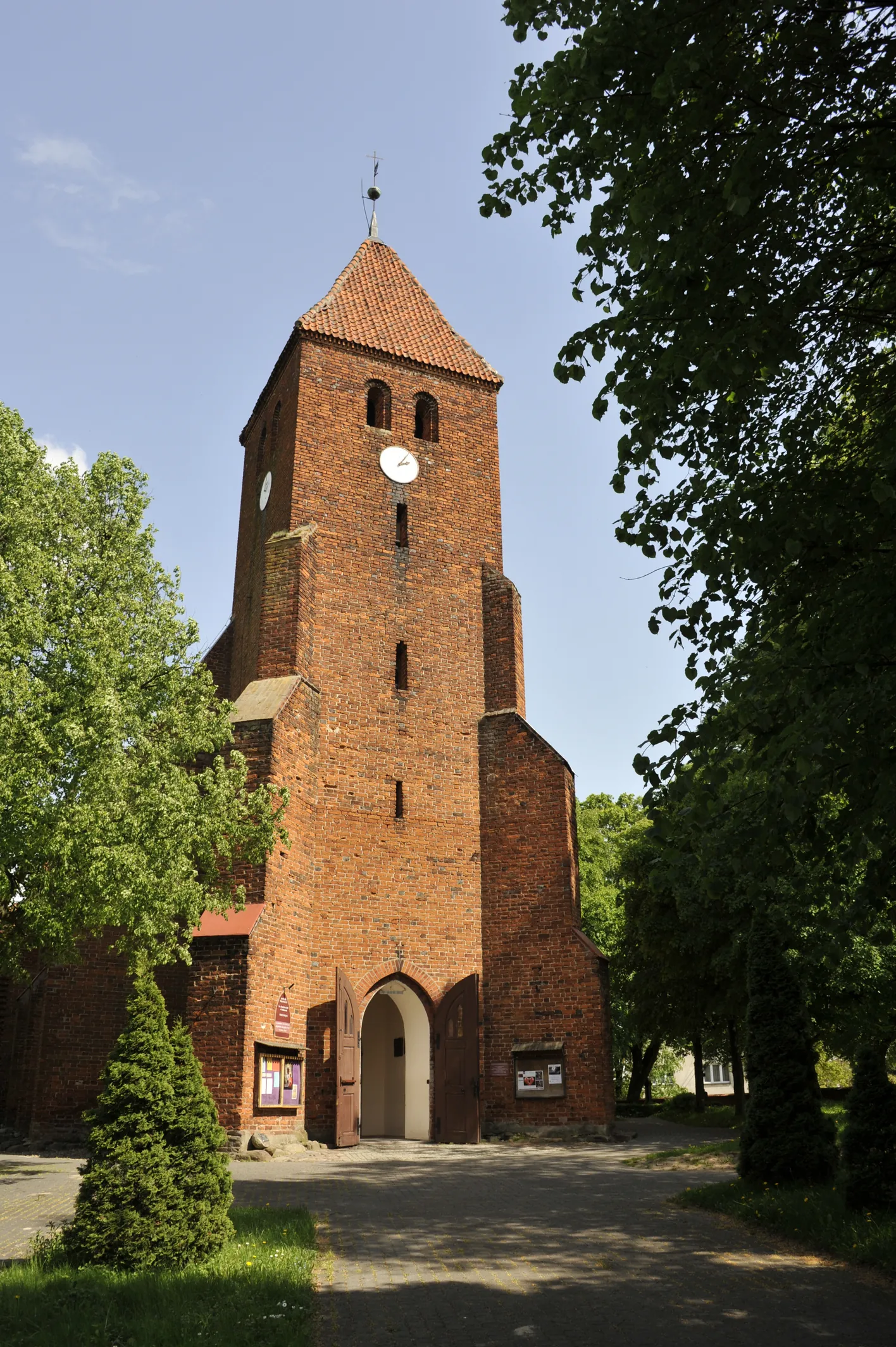 Parafia św. Stanisława BM - zdjęcie 4
