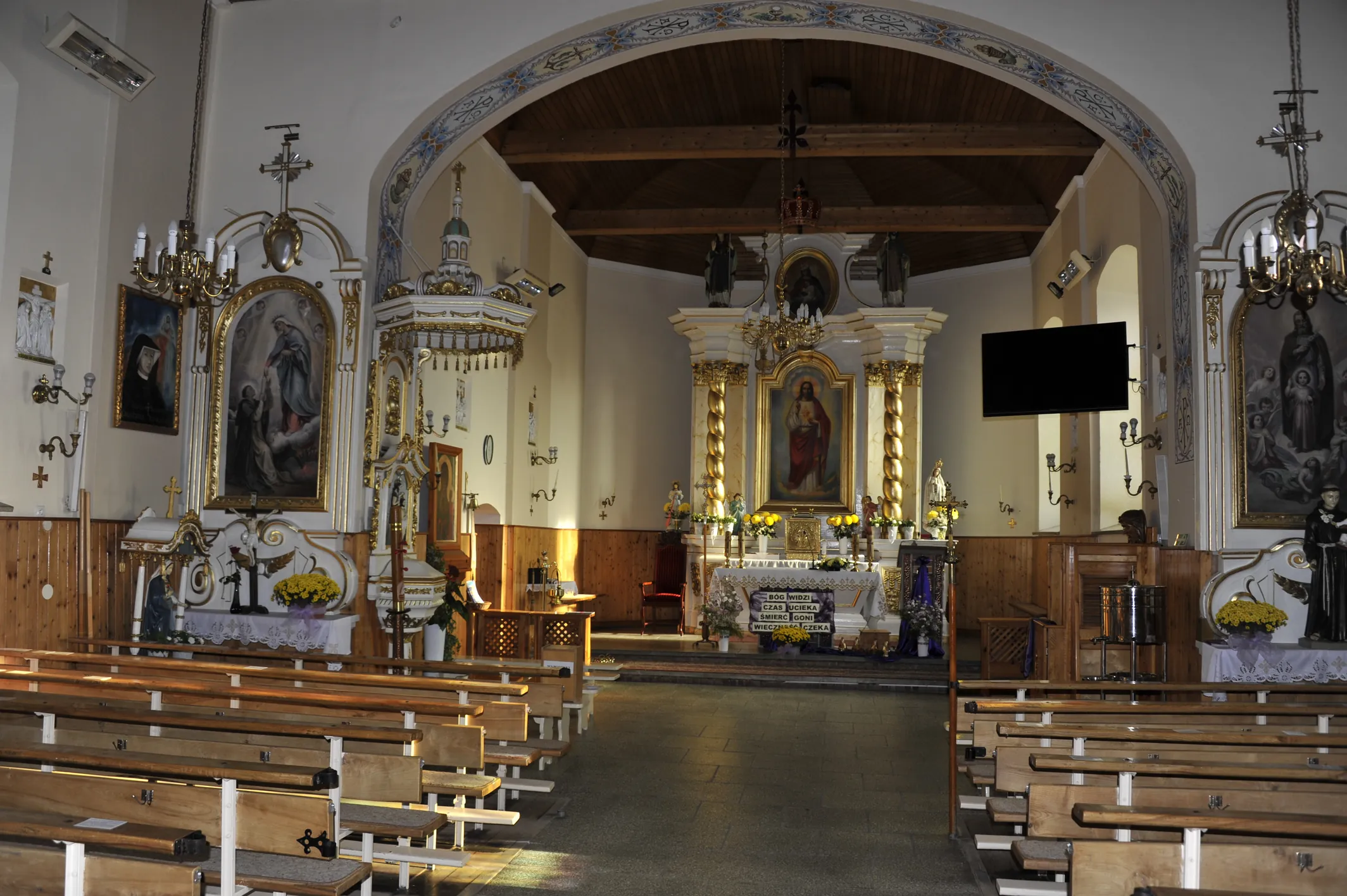 Parafia Narodzenia NMP - zdjęcie 6