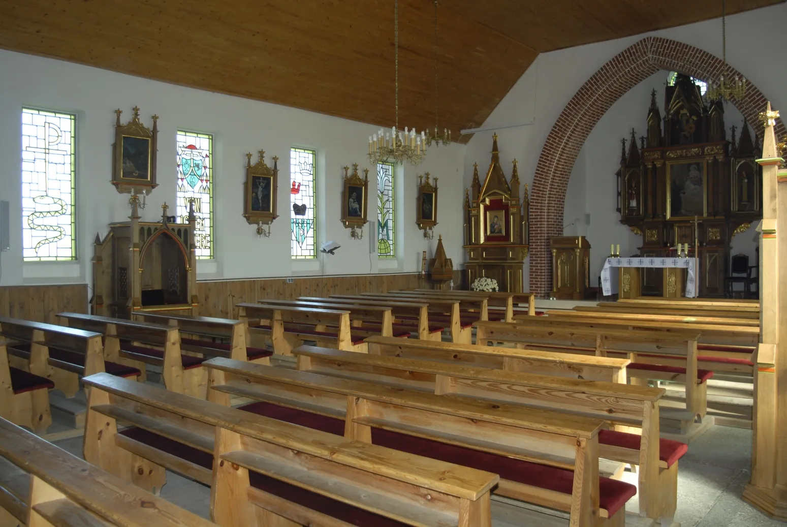 Parafia św. Stanisława Kostki - zdjęcie 4