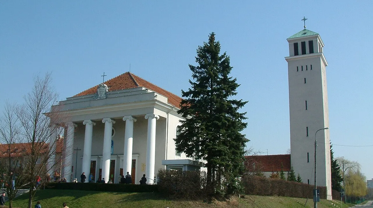 Kościół - Parafia św. Stanisława Kostki