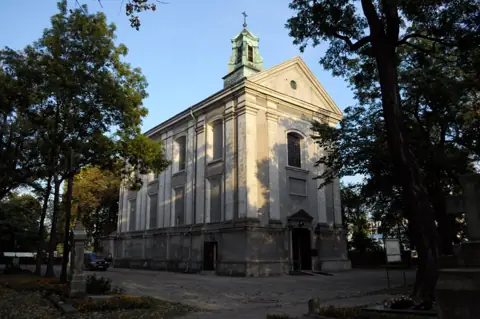 Kościół: Parafia św. Wawrzyńca, Warszawa