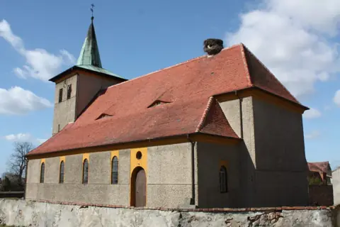 Kościół: Parafia św. Wawrzyńca, Brójce