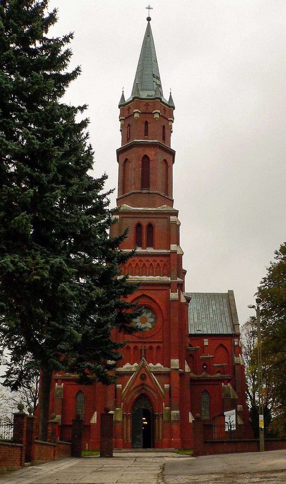 Kościół - Parafia Narodzenia NMP
