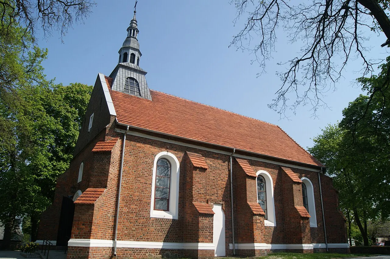 Kościół: Parafia św. Wojciecha, Chrzypsko Wielkie
